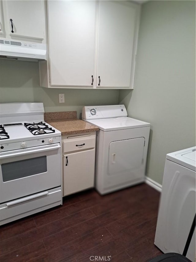 7131 Farralone Ave Unit 82, Canoga Park, CA 91303 - laundry area with washer / dryer, dark wood-style floors, and baseboards