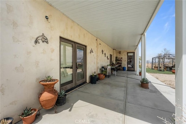 9075 Mesa Vista St, Apple Valley, CA 92308 - view of patio