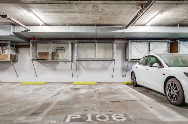 395 E 4th St Unit 13, Long Beach, CA 90802 - view of parking garage
