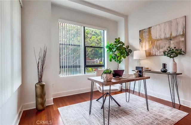395 E 4th St Unit 13, Long Beach, CA 90802 - office area with wood finished floors and baseboards