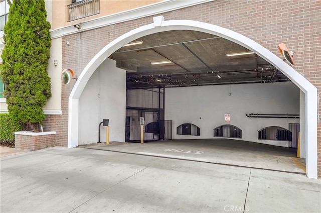 395 E 4th St Unit 13, Long Beach, CA 90802 - view of garage