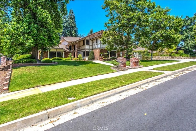 639 Valley View Dr, Redlands, CA 92373 - view of front of property featuring a front lawn