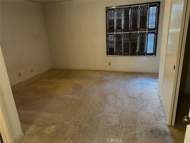 869 El Portal Dr, Merced, CA 95340 - view of carpeted spare room