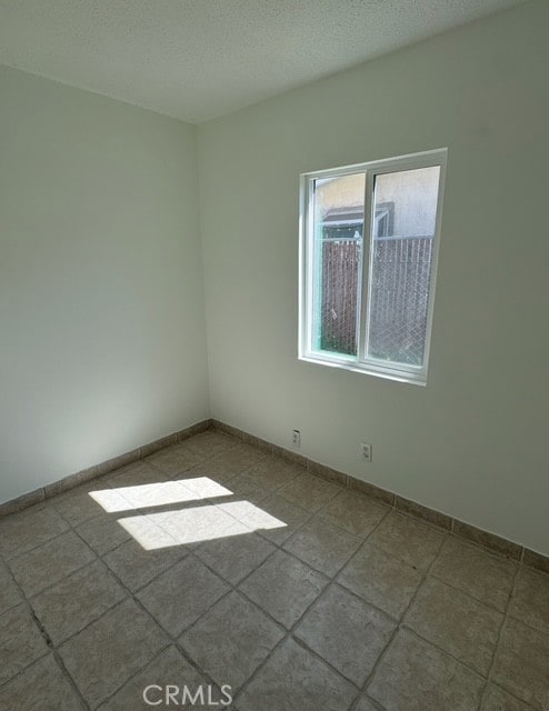 7514 Beckford Ave, Reseda, CA 91335 - photo 14