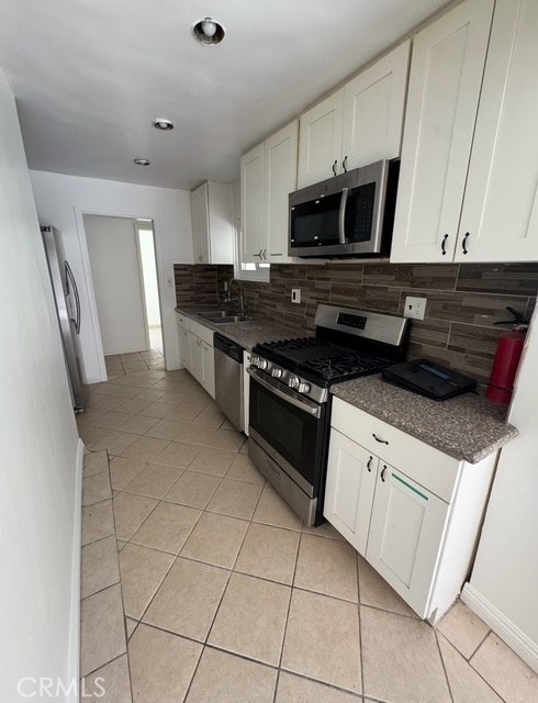 7514 Beckford Ave, Reseda, CA 91335 - photo 8
