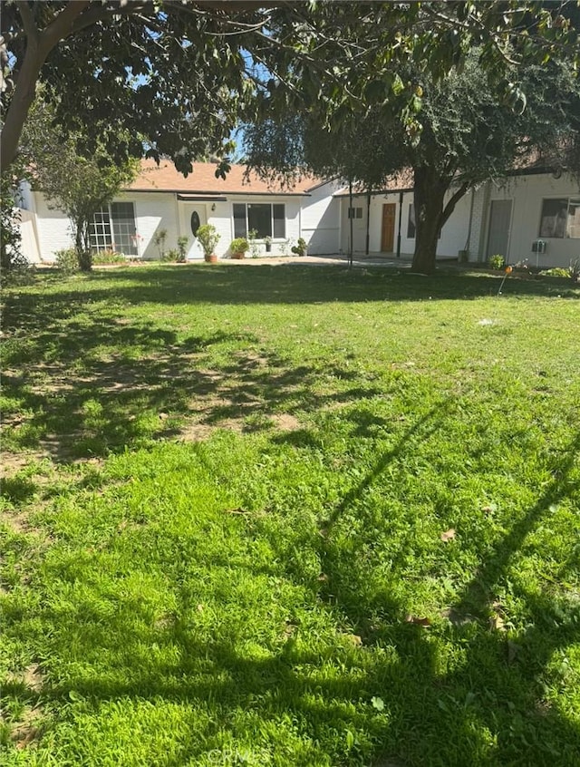 7514 Beckford Ave, Reseda, CA 91335 - photo 1