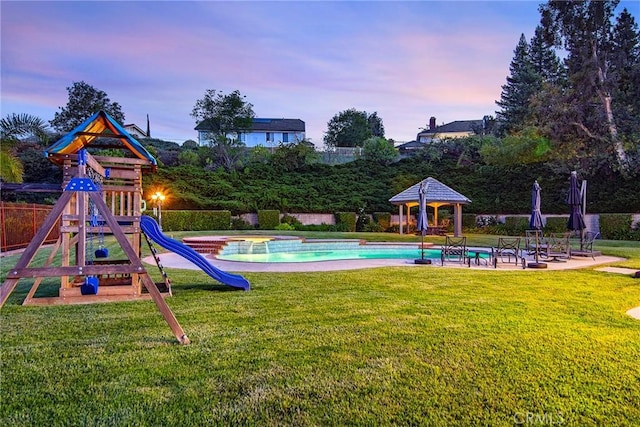 29302 Laro Dr, Agoura Hills, CA 91301 - communal playground with a yard