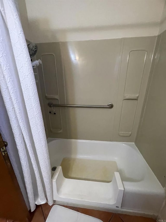 722 N Preston Dr E, Calexico, CA 92231 - view of full bath