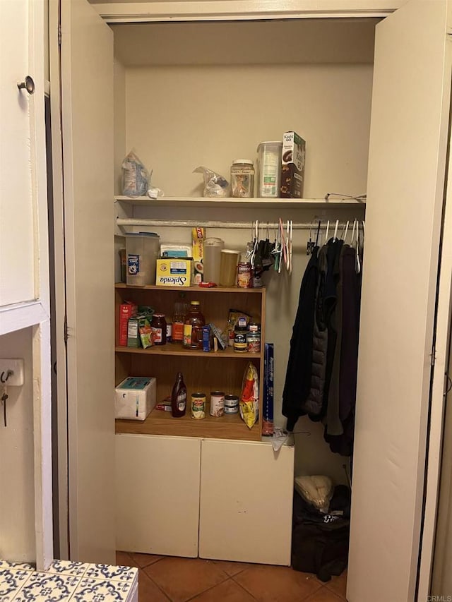 722 N Preston Dr E, Calexico, CA 92231 - view of closet