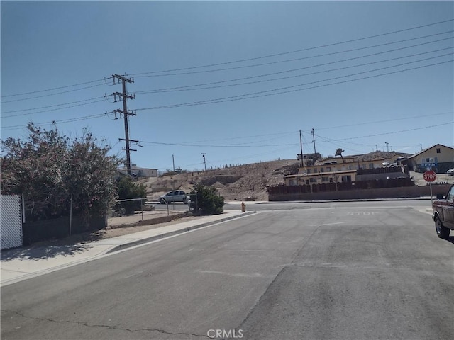 508 E White St, Barstow, CA 92311 - photo 4
