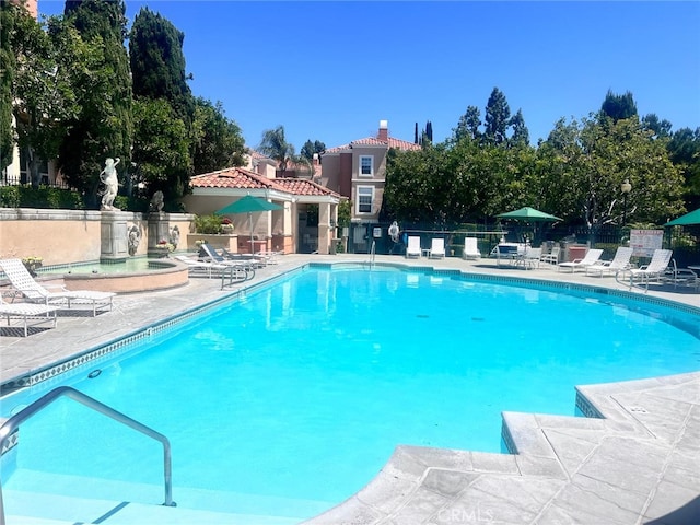 4 Imperial Aisle, Irvine, CA 92606 - community pool with a patio and a hot tub