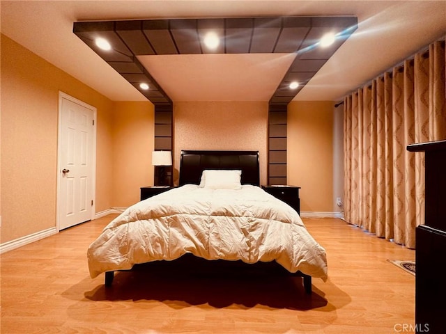 605 N Louise St Unit 106, Glendale, CA 91206 - bedroom with wood finished floors and recessed lighting