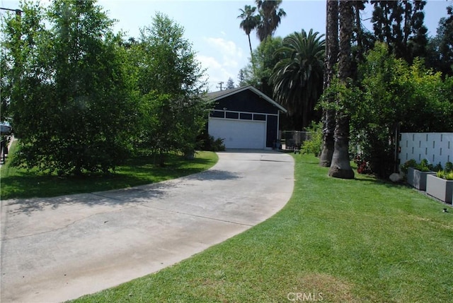 360 Campbell Ave, Redlands, CA 92373 - view of front of property featuring driveway and a garage