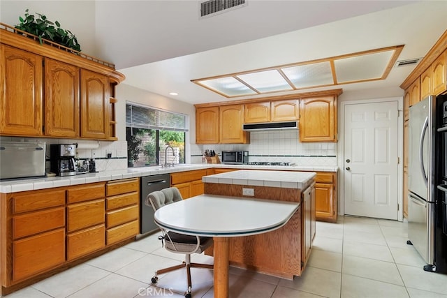 11921 Calle Vista Ct, Porter Ranch, CA 91326 - photo 12