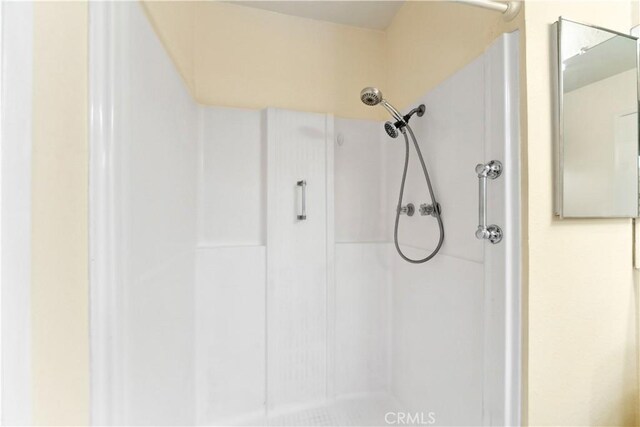 663 Redwood Ave, Upland, CA 91786 - bathroom with a shower