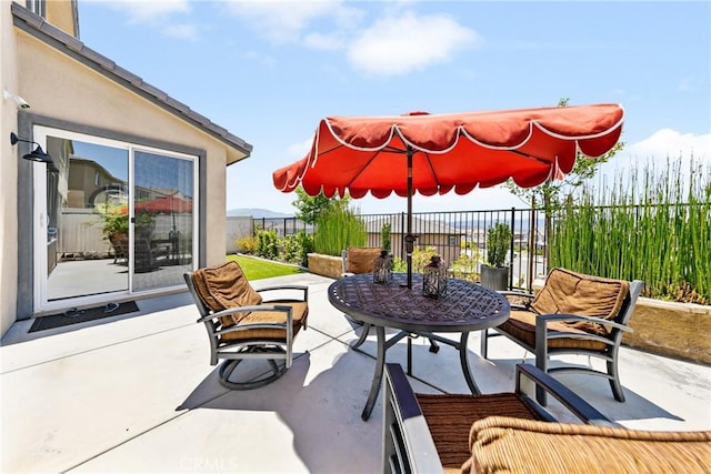 18106 Meridian Ln, Saugus, CA 91350 - view of patio / terrace