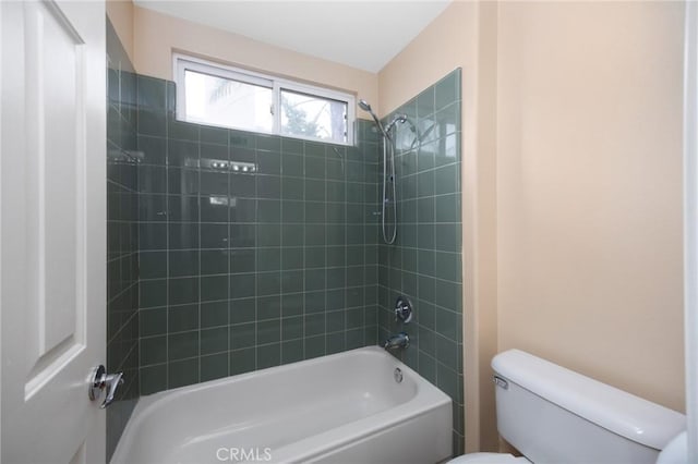 5675 W Overlook Dr, Rancho Cucamonga, CA 91739 - bathroom with toilet and tub / shower combination