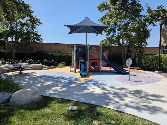 753 Huron Pl, Claremont, CA 91711 - view of community playground