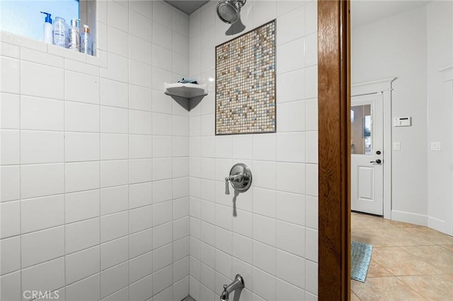 133 Valley Ridge Dr, Paradise, CA 95969 - full bath with tiled shower and baseboards