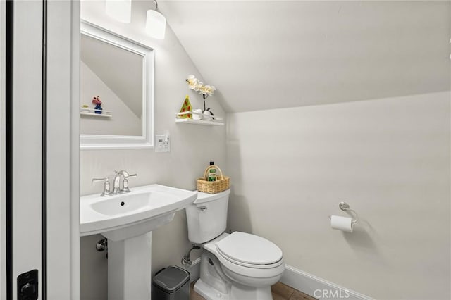133 Valley Ridge Dr, Paradise, CA 95969 - half bath featuring vaulted ceiling and toilet
