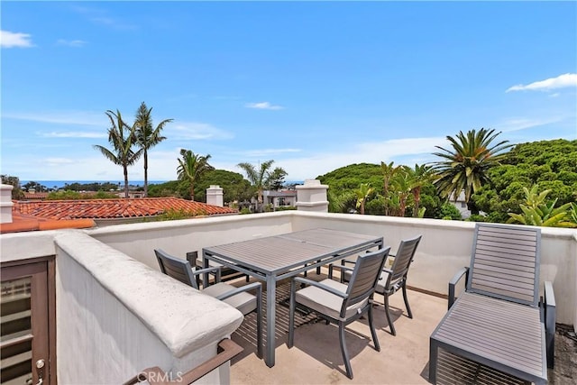 401 Piazza Lido, Newport Beach, CA 92663 - view of patio with outdoor dining space and wine cooler