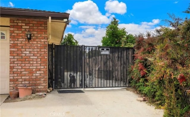 42159 Mayberry Ave, Hemet, CA 92544 - view of gate