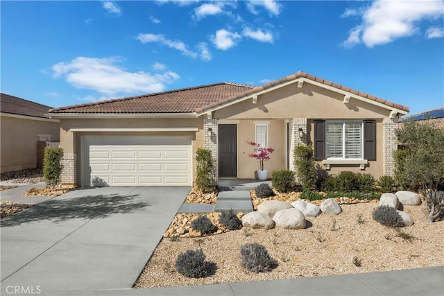 13885 Mesa View Dr, Victorville, CA 92392 - photo 1