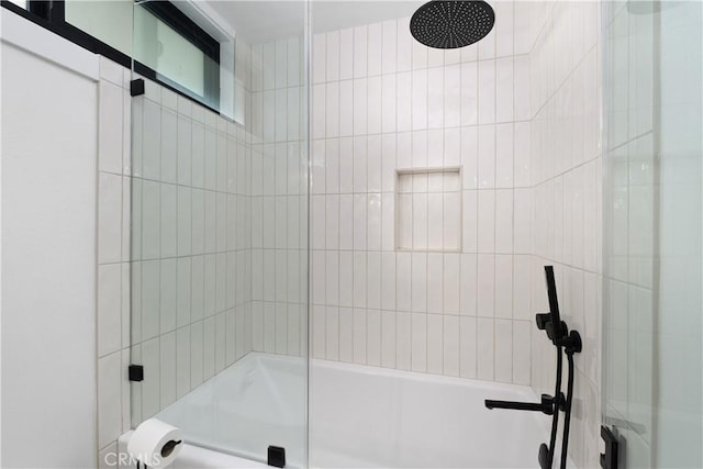 3550 Goldenrod Cir, Seal Beach, CA 90740 - full bath with washtub / shower combination