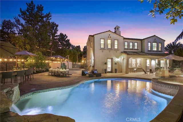1 Lennox Ct, Ladera Ranch, CA 92694 - view of swimming pool featuring a patio area and a pool with connected hot tub