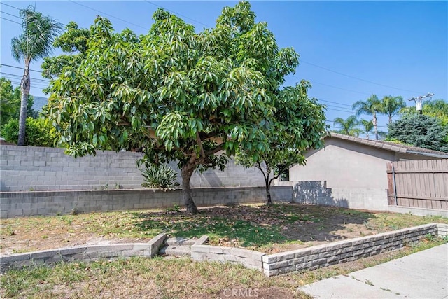 427 W Northridge Ave, Glendora, CA 91741 - view of fenced backyard