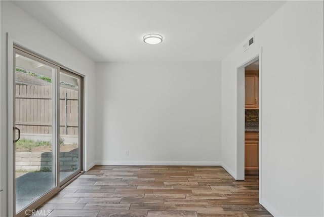 427 W Northridge Ave, Glendora, CA 91741 - empty room featuring light wood finished floors and baseboards