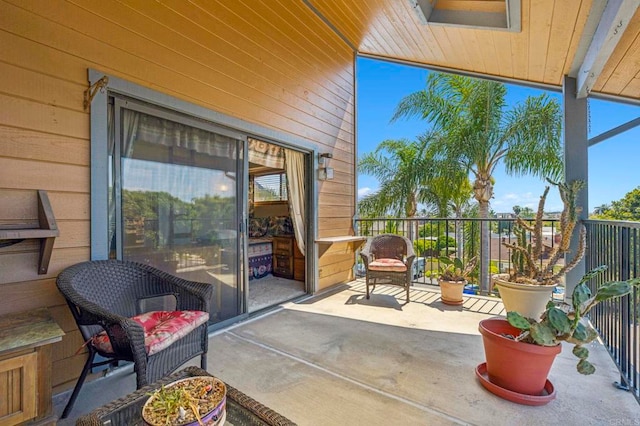 4006 Layang Layang Cir Unit E, Carlsbad, CA 92008 - view of patio / terrace featuring a balcony