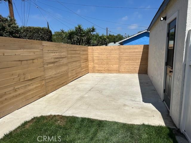 2510 Termino Ave, Long Beach, CA 90815 - fenced backyard with a patio