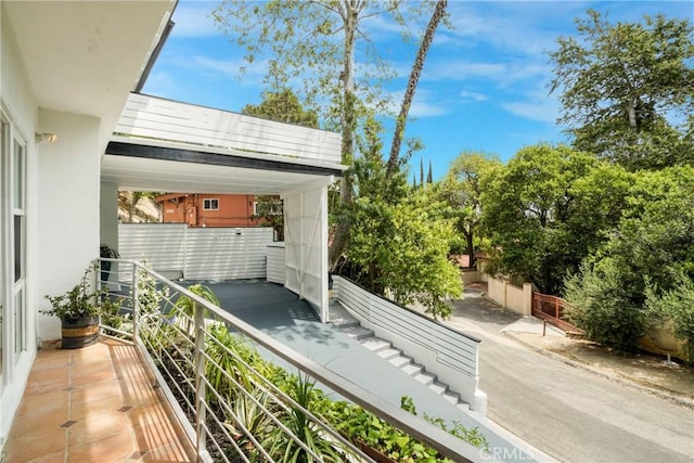 3839 Davana Rd, Sherman Oaks, CA 91423 - view of balcony