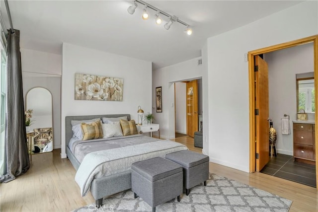 3839 Davana Rd, Sherman Oaks, CA 91423 - photo 22