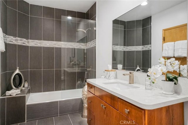 3839 Davana Rd, Sherman Oaks, CA 91423 - bathroom with vanity, tiled shower / bath combo, and toilet