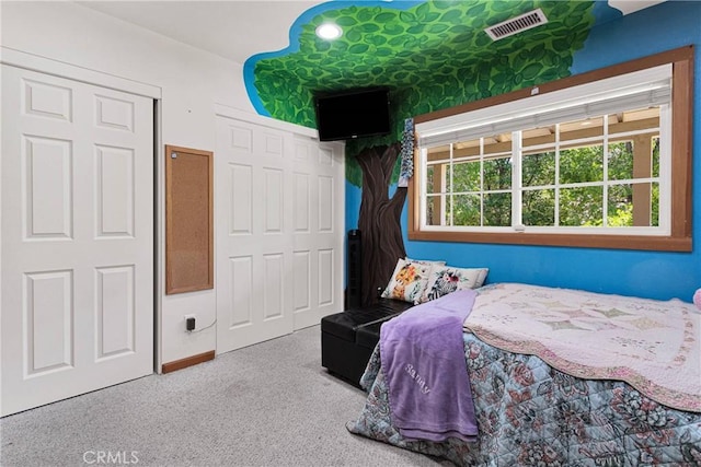 3537 Pinon Pines Rd, Wrightwood, CA 92397 - carpeted bedroom with a closet