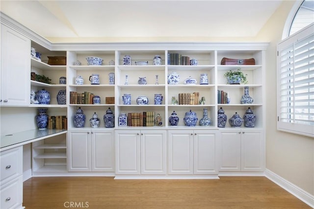 19 Byron Close, Laguna Niguel, CA 92677 - detailed view of wood finished floors and baseboards