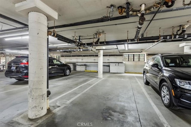 525 N Sycamore Unit 320, Los Angeles, CA 90036 - view of parking deck