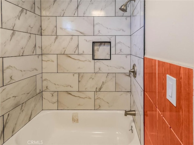 119 W 61st St, Los Angeles, CA 90003 - full bathroom featuring shower / washtub combination