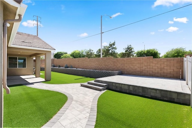 41719 Wayladn Ct, Lancaster, CA 93536 - view of yard with a patio