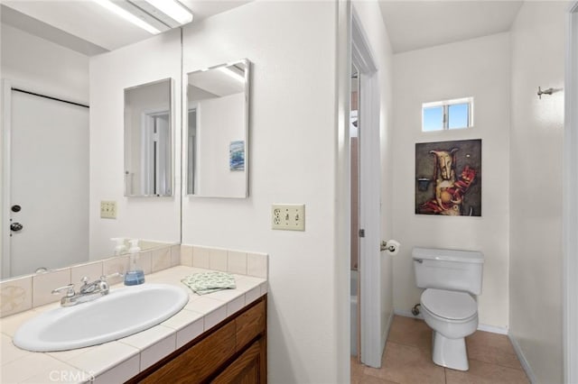 790 Wendt Ter, Laguna Beach, CA 92651 - bathroom featuring vanity, toilet, tile patterned flooring, and baseboards
