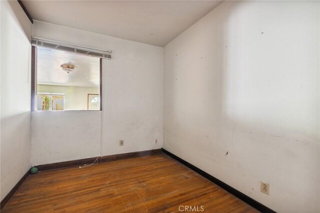 14857 Tuba St, San Fernando, CA 91345 - photo 10