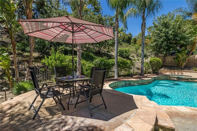 25815 Forsythe Way, Stevenson Ranch, CA 91381 - view of swimming pool with a fenced backyard, a patio, outdoor dining space, and a pool with connected hot tub