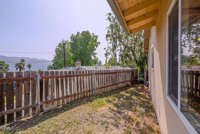 5020 Carolyn Way, Glendale, CA 91214 - view of fenced backyard