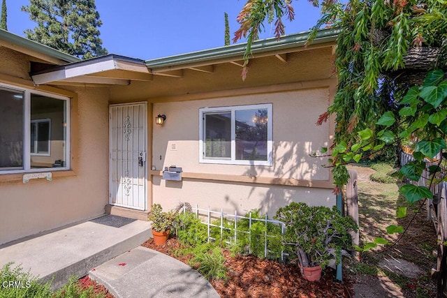 5020 Carolyn Way, Glendale, CA 91214 - view of exterior entry with stucco siding