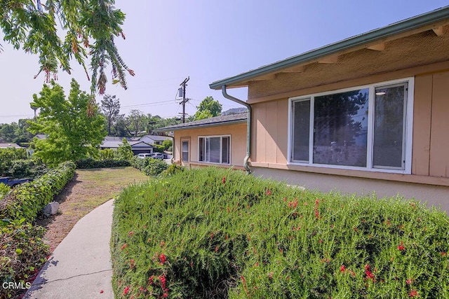 5020 Carolyn Way, Glendale, CA 91214 - view of yard