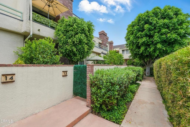 18751 Hatteras St Unit 13, Tarzana, CA 91356 - view of community with a gate