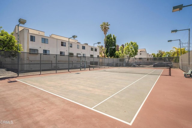 18751 Hatteras St Unit 13, Tarzana, CA 91356 - view of tennis court with community basketball court