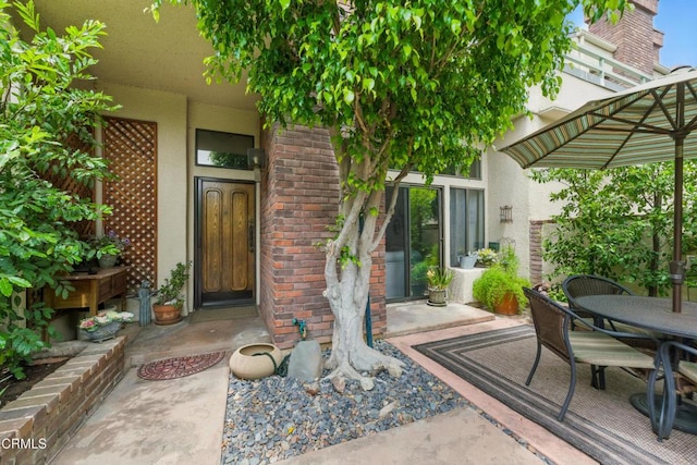 18751 Hatteras St Unit 13, Tarzana, CA 91356 - view of patio with outdoor dining space